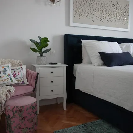 Alida Luxe Apartment