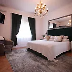 Apartament Alida Luxe *