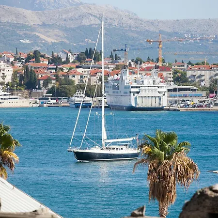 Alida Luxe Lejlighed *