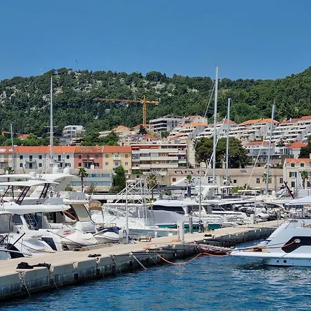 Alida Luxe アパート スプリト