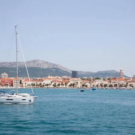 Alida Luxe * スプリト