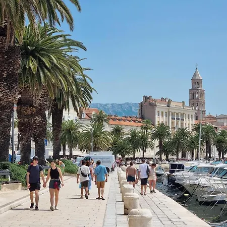 Alida Luxe アパート スプリト